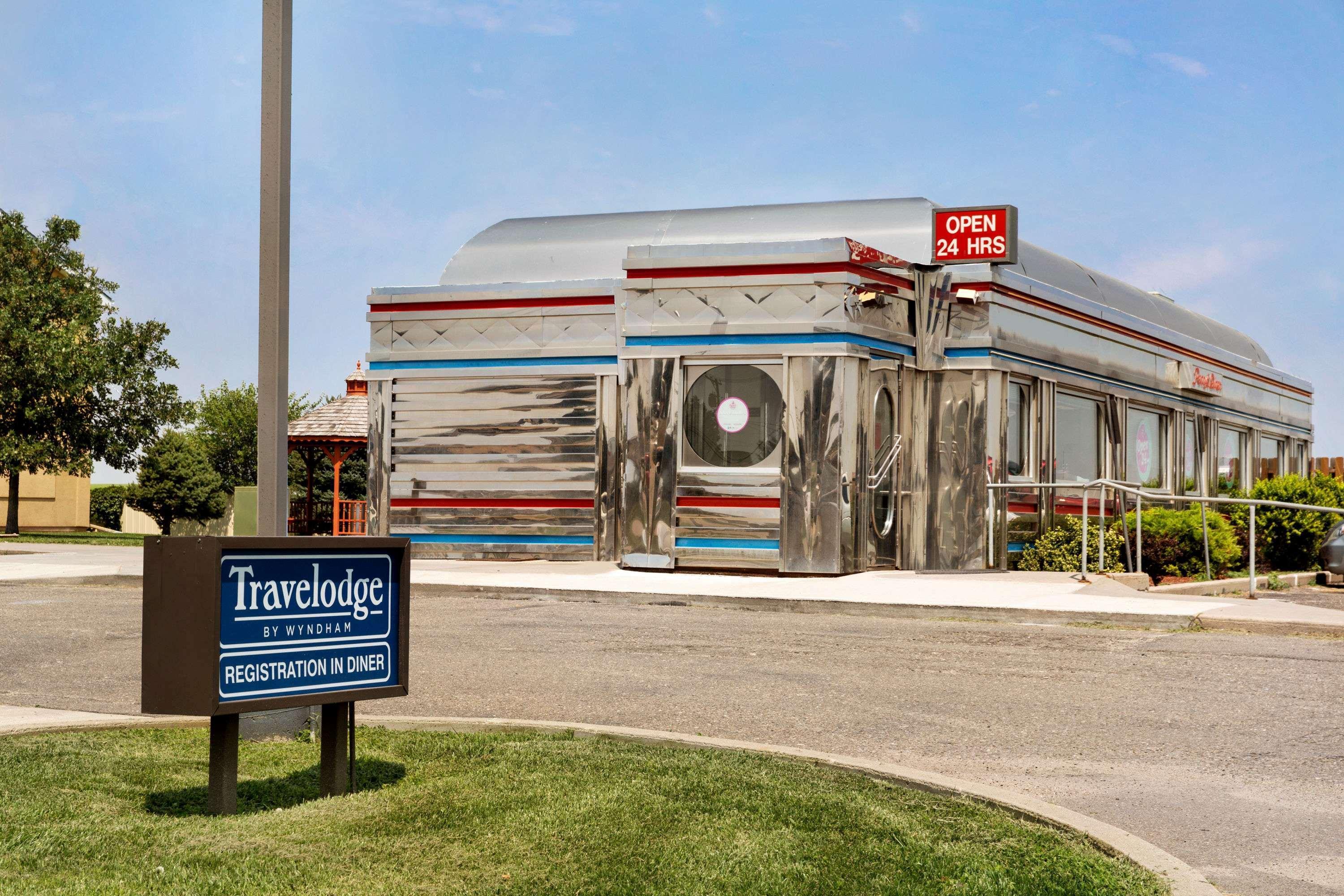 Travelodge By Wyndham Sharon Springs Bagian luar foto